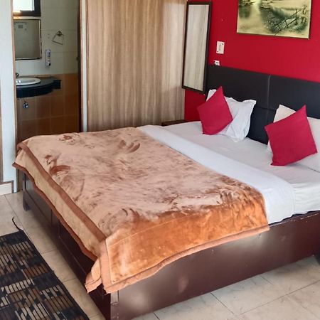 Shikha Resort Ewentbliz Bhīm Tāl Zewnętrze zdjęcie