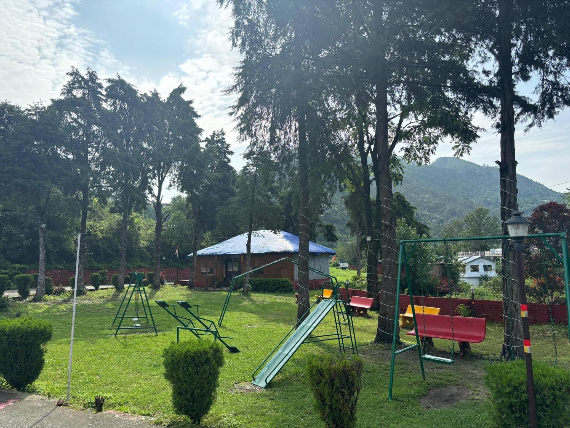 Shikha Resort Ewentbliz Bhīm Tāl Zewnętrze zdjęcie
