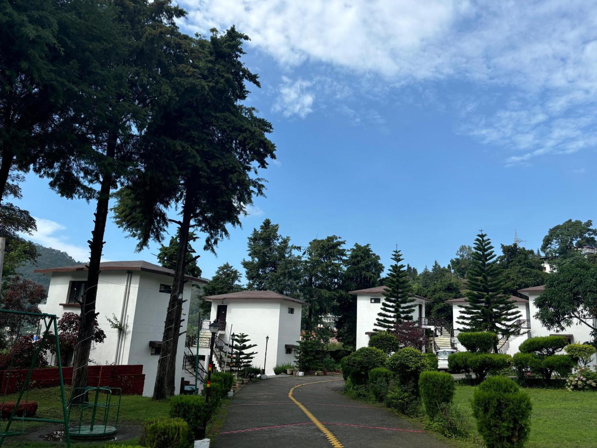 Shikha Resort Ewentbliz Bhīm Tāl Zewnętrze zdjęcie