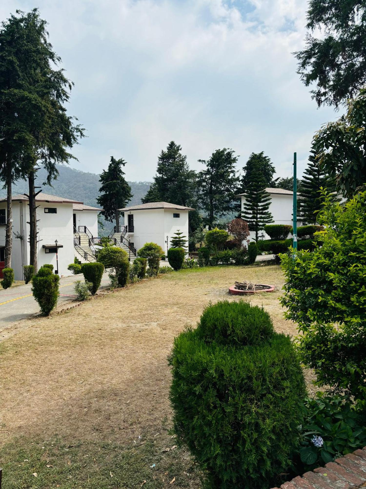Shikha Resort Ewentbliz Bhīm Tāl Zewnętrze zdjęcie