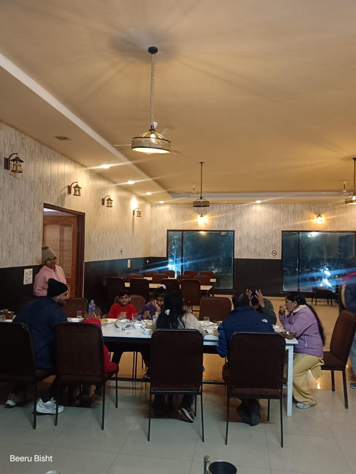 Shikha Resort Ewentbliz Bhīm Tāl Zewnętrze zdjęcie