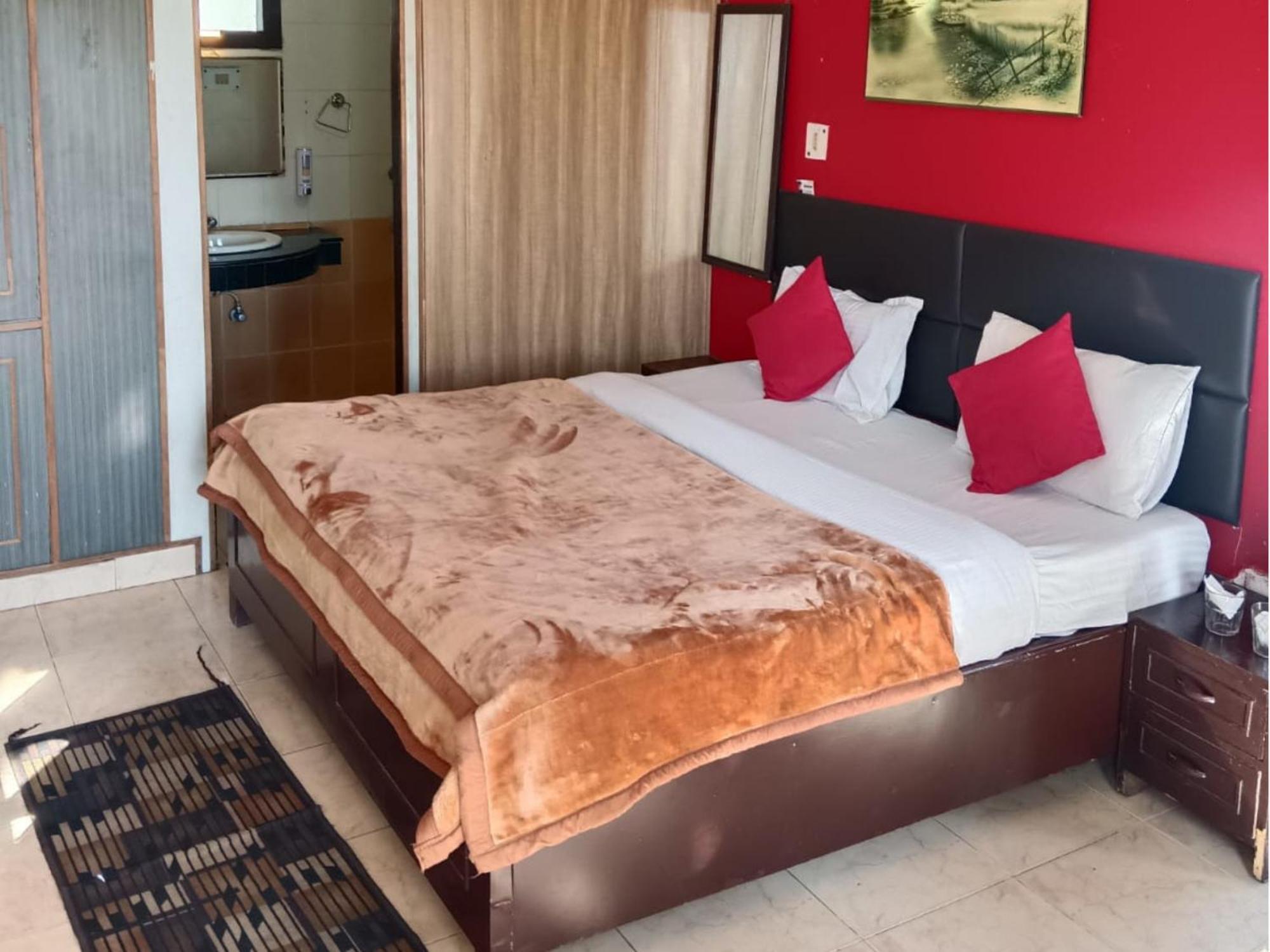 Shikha Resort Ewentbliz Bhīm Tāl Zewnętrze zdjęcie
