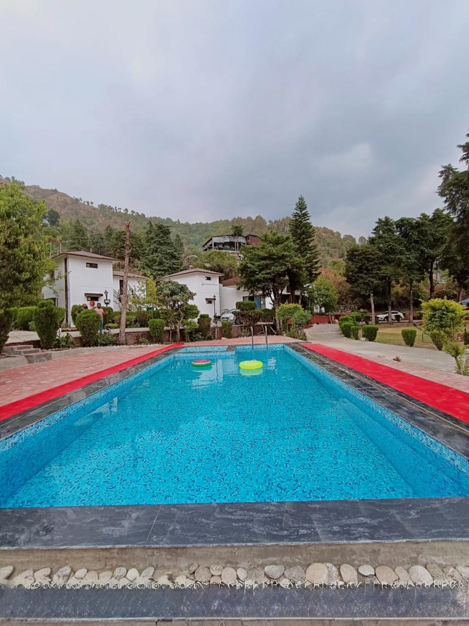 Shikha Resort Ewentbliz Bhīm Tāl Zewnętrze zdjęcie